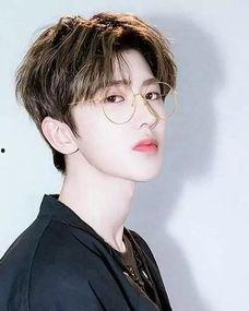 蔡徐坤爆料模板视频下载,揭秘爆料模板视频背后的制作秘密  第3张